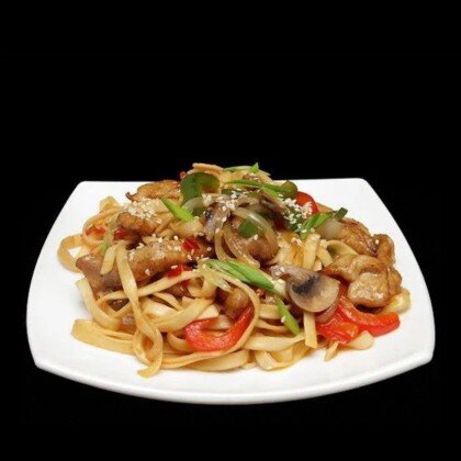 Сливочний Удон скурицей