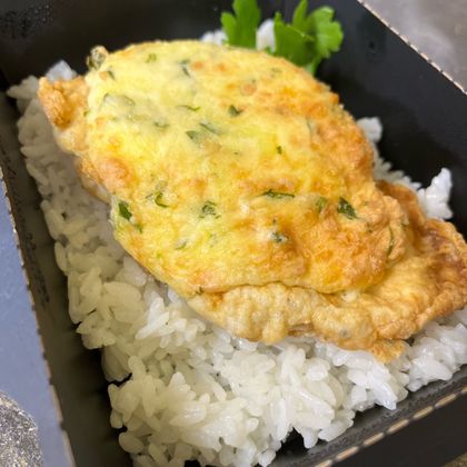 Запеченная треска под сырной шапочкой с рисом