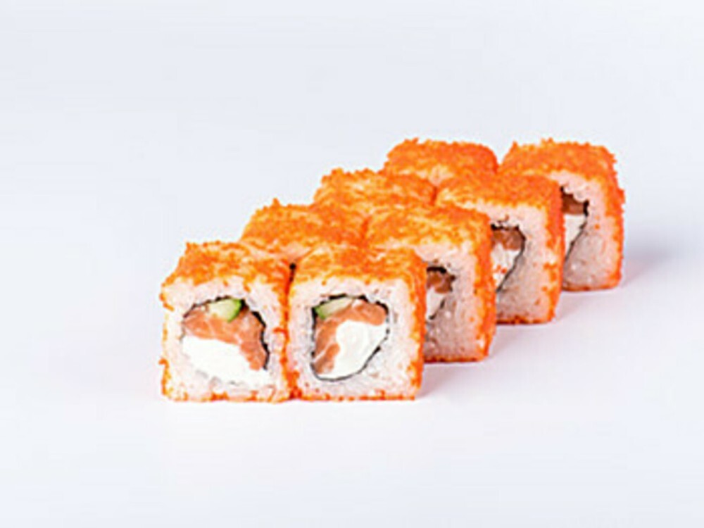Калифорния с лососем. Бешеный лосось роллы. Ролл с лососем сыром с тобикой. Роллы Калифорния VIP