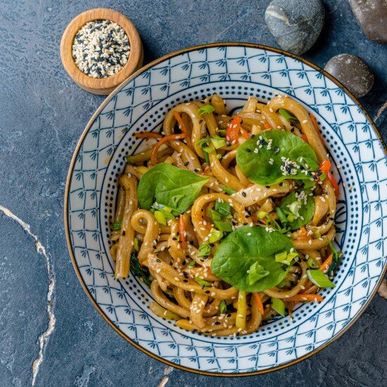 Устричная лапша с кальмарами