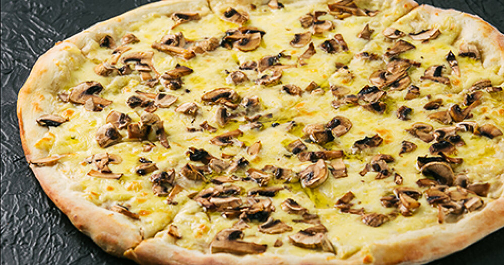 Космо-пицца "Грибная с соусом бешамель и трюфельным маслом" 34см