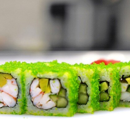 Ролл «Калифорния» с креветкой