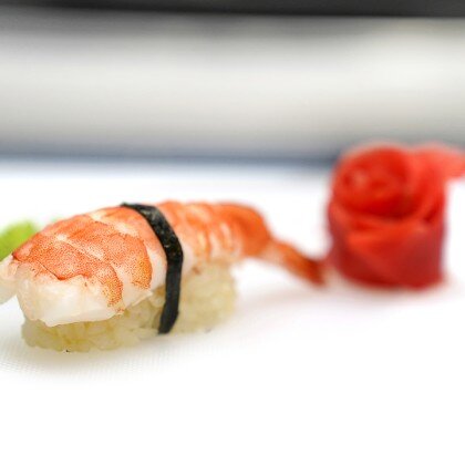 Суши с креветкой