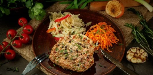 Барбекю из свинины с овощами