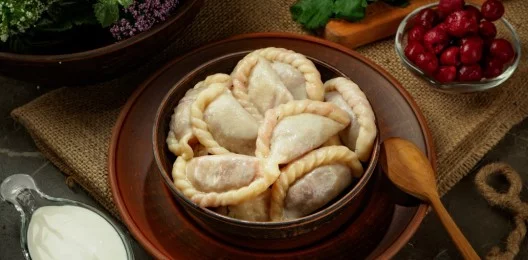Вареники с вишней