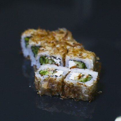 Ролл «Бонито с угрем»