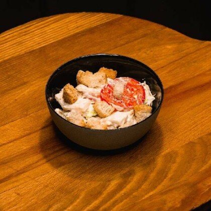 Салат «Цезарь с курицей»