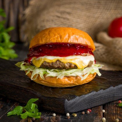 Бургер «Четыре сыра»