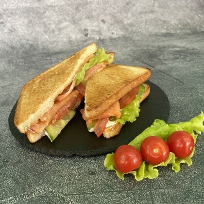 Сэндвич с лососем