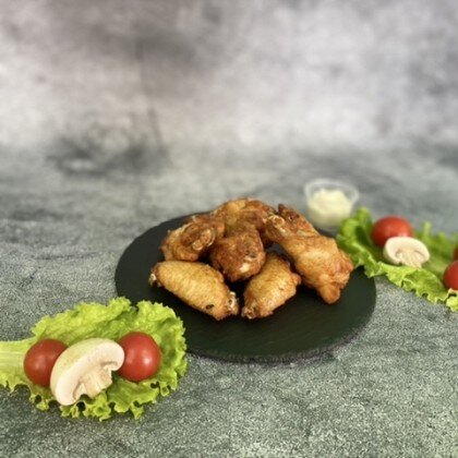 Крылышки со сливочно-чесночным соусом