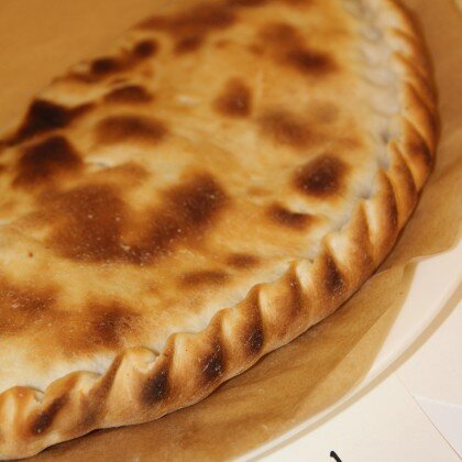 «Кальцоне» (закрытая пицца)