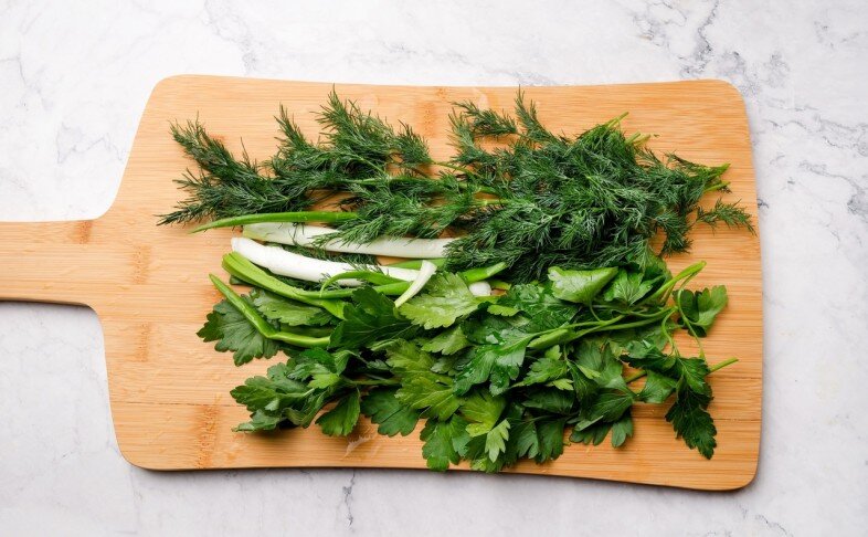 Зелень свежая