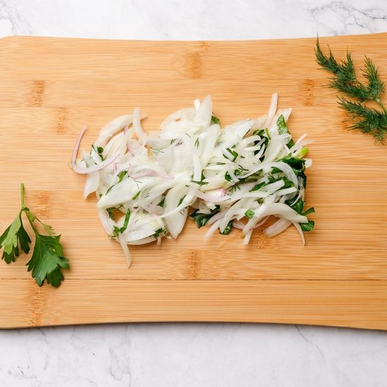 Лук маринованный