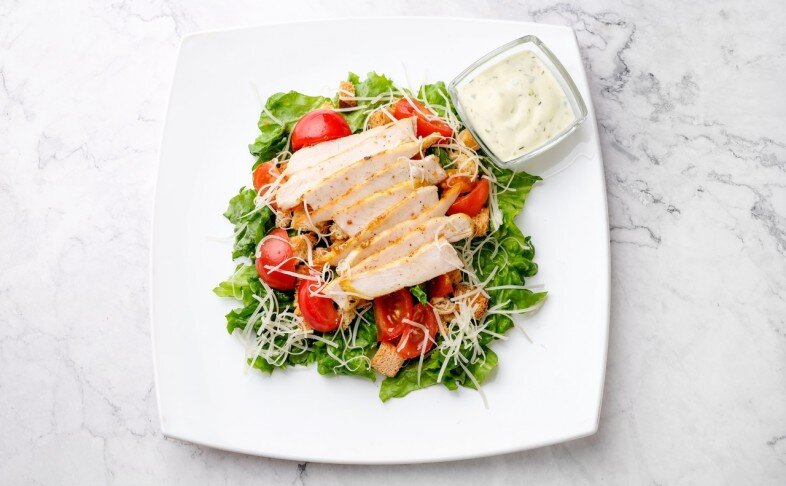 Салат «Цезарь» с курицей