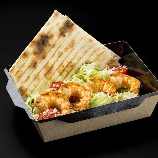 Салат Цезарь с креветкой