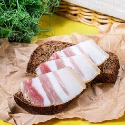 Хлеб с салом