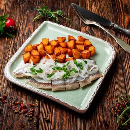 Сельдь с картофелем