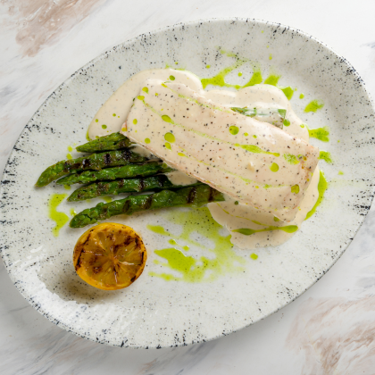 Лосось сувид со спаржей