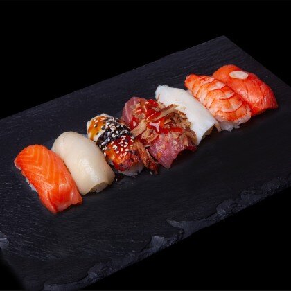 Суши с угрём 1шт