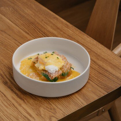 Бенедикт с лососем