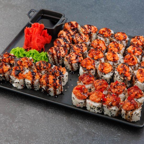 Сет запеченных роллов