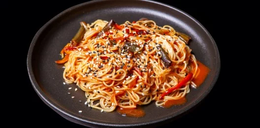 Яичная с овощами