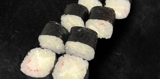 Сливочные маки с крабом