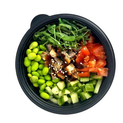 Поке с угрем и чуккой