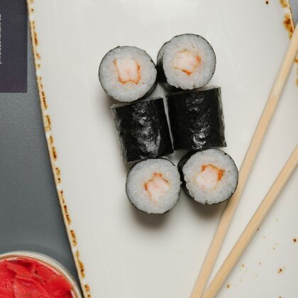 Ролл "Эби маки"