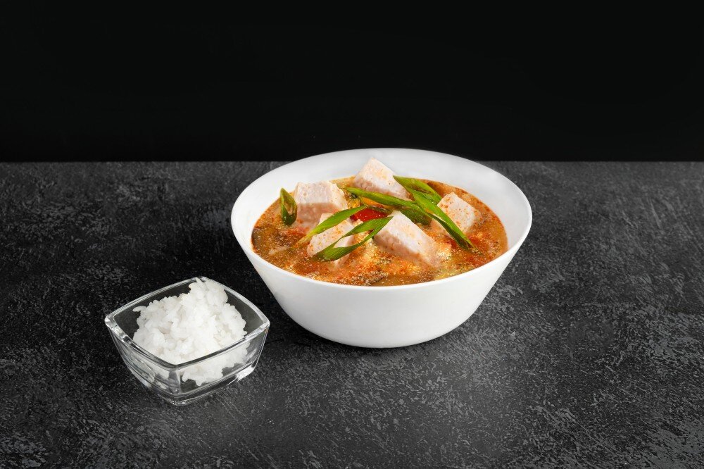 Том-ям с курицей