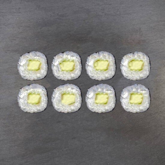 Маки с авокадо