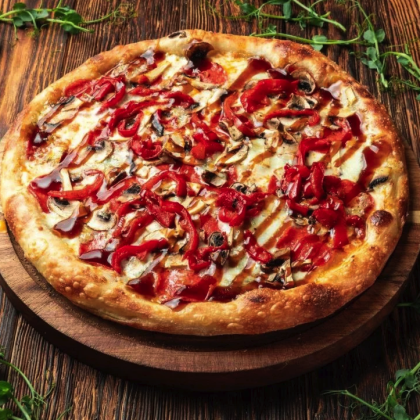 Пицца пепперони с горгонзоллой