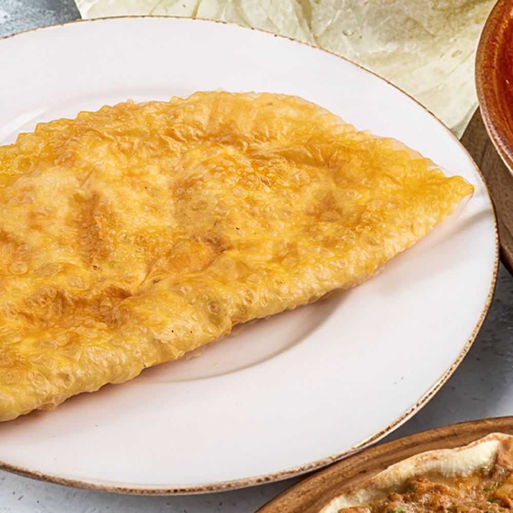 Чебурек с говядиной и свининой