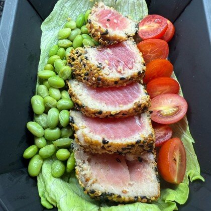 Тунец в кунжуте