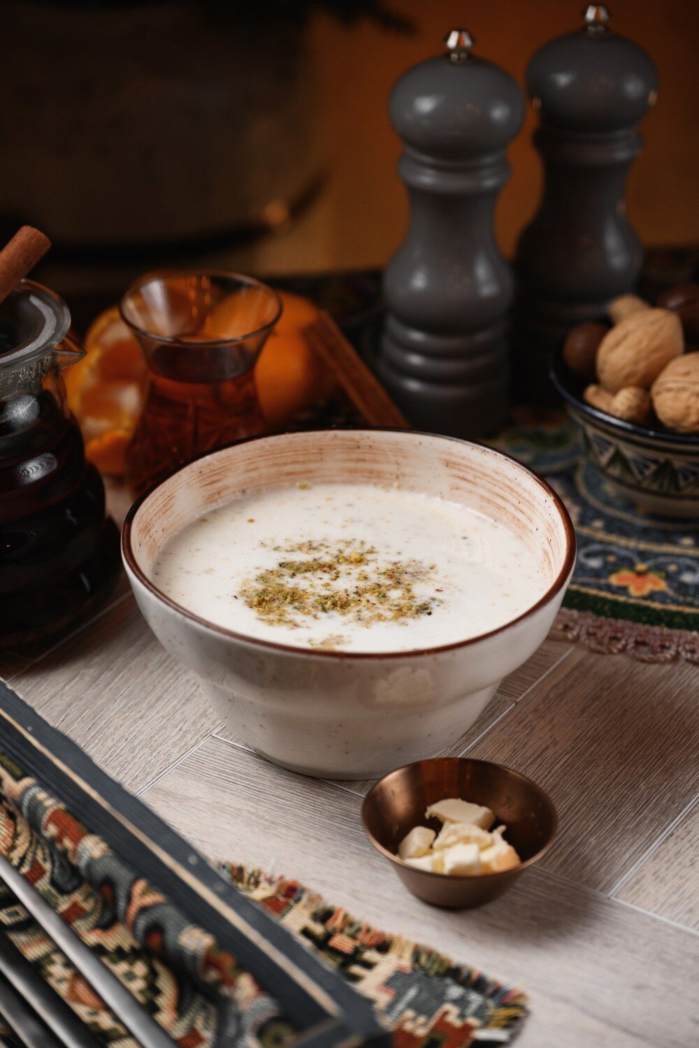 Каша овсянная с орехами