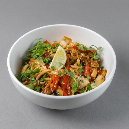 С кальмаром в устричном соусе