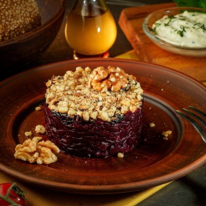 Свекольный салат с черносливом