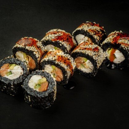 Черная жемчужина ролл 8 шт