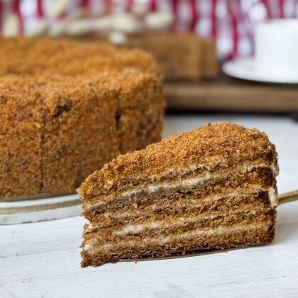 Пирожное "Медовик"