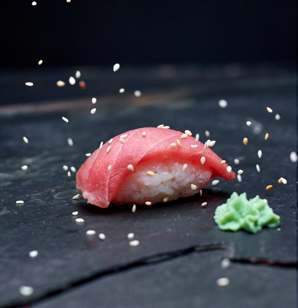 Суши с тунцом 1 шт