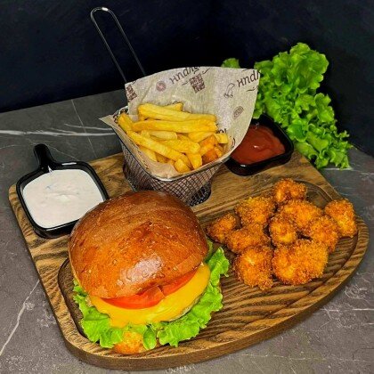 Комбо бургер