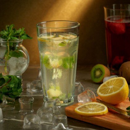 Напиток Фруктовый тропик 300 мл.