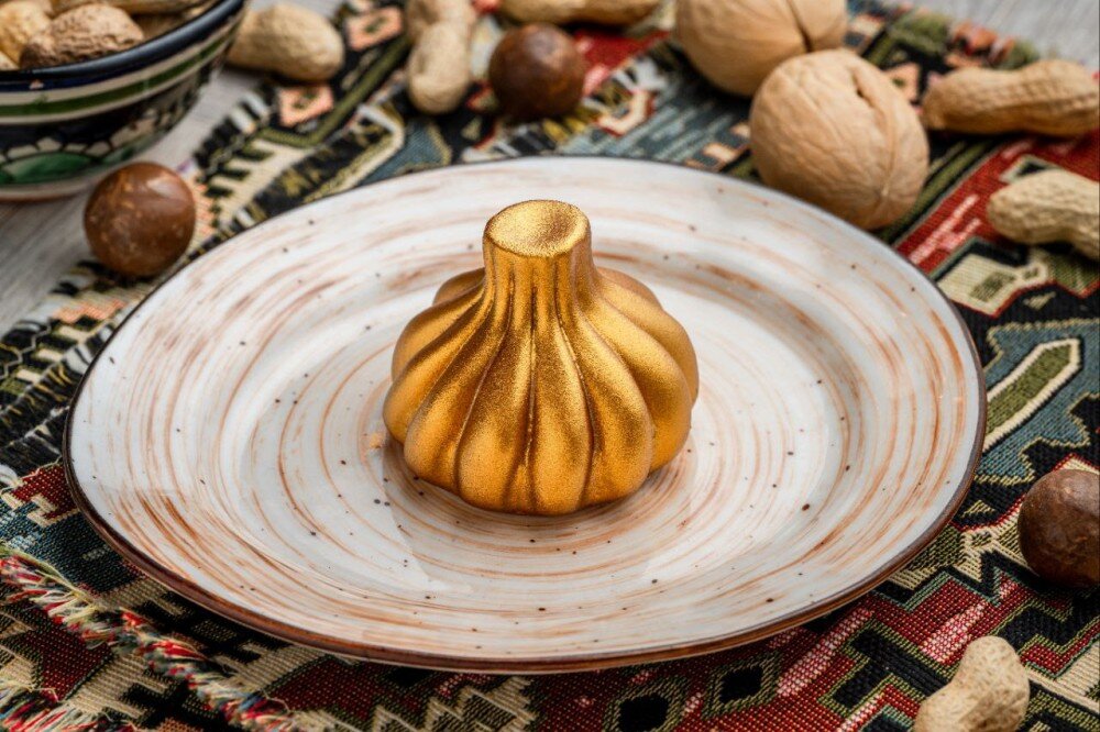 Золотая хинкали