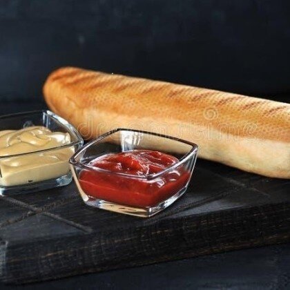 Французский хотдог с говяжьей колбаской