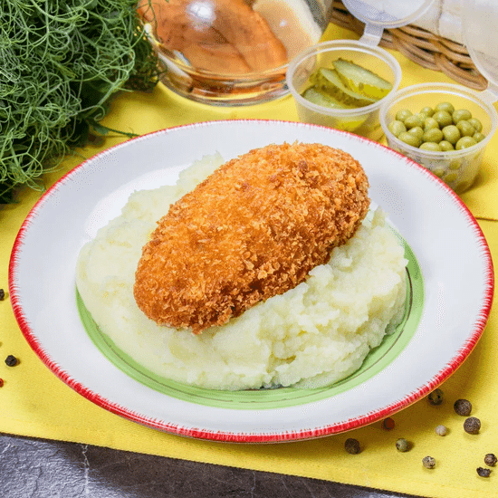 Котлета "По-Киевски" с пюре картофельным