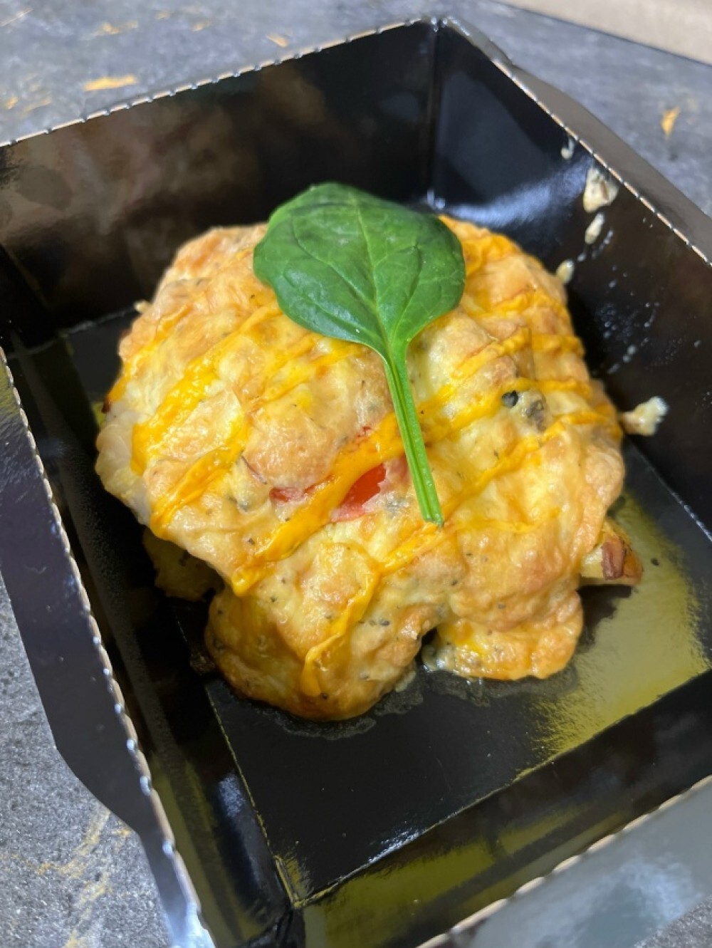 Запеченное куриное филе с прованскими травами с печеным картофелем