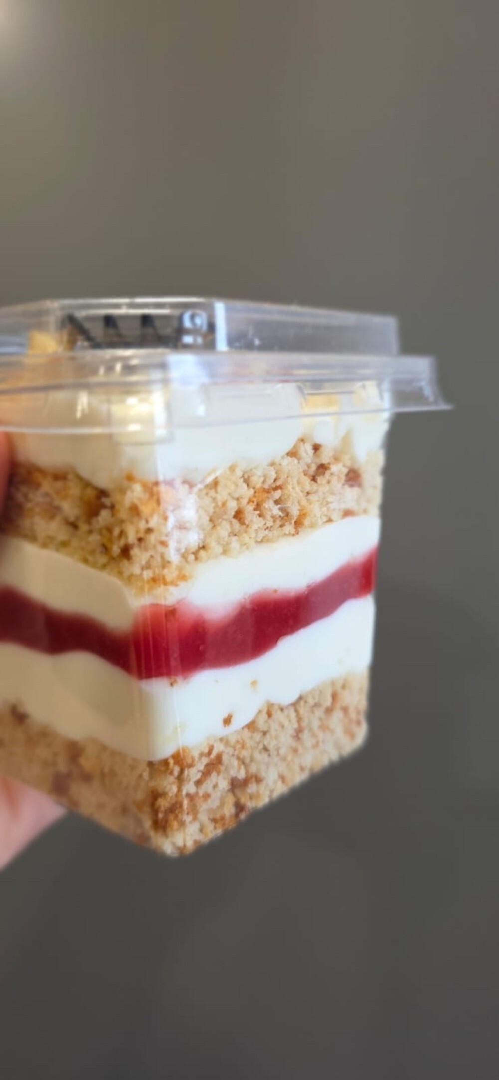 ПП Трайфл миндальный с клубникой