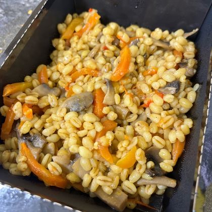 Плов из булгура с грибами