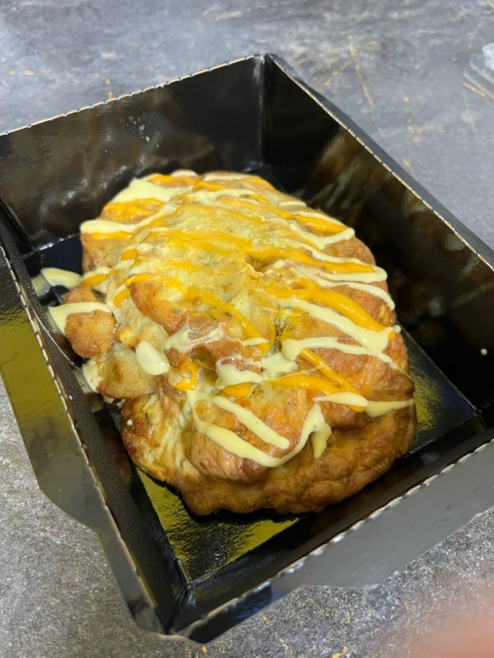 Запеченное куриное филе с ананасом с картофельными оладьями