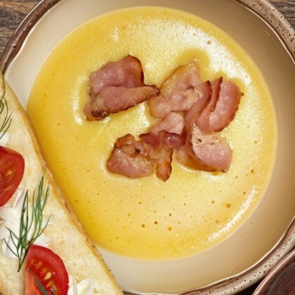 Картофельный крем-суп с беконом